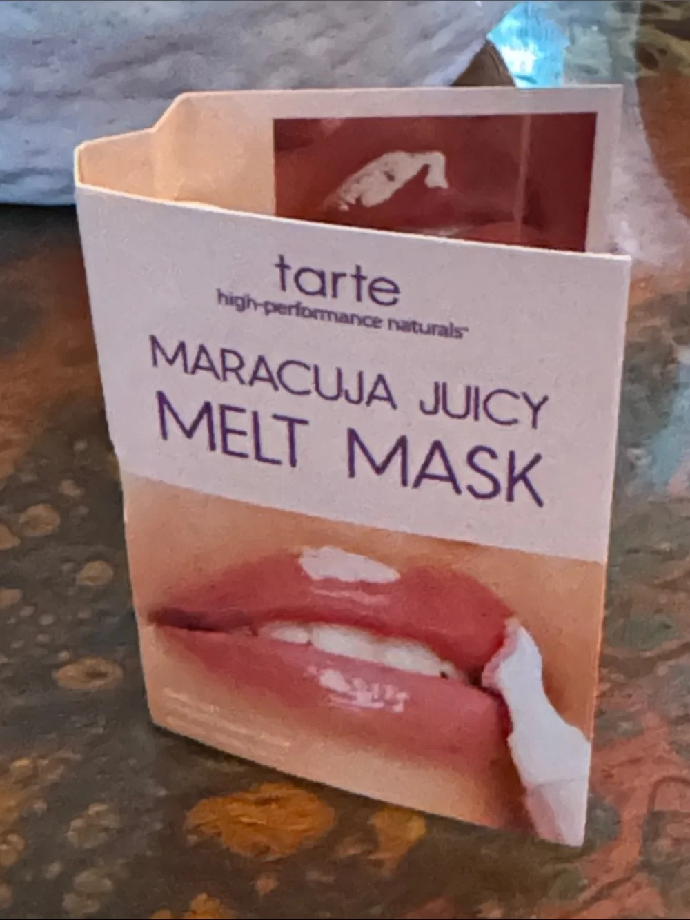 4 Pc Set tarte 6-Eyeshadow Palette, Maneater Mascara, Lip Plump, Melt mask
